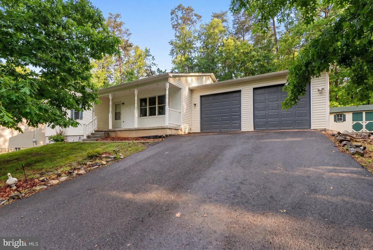 100 Woodlands Lane