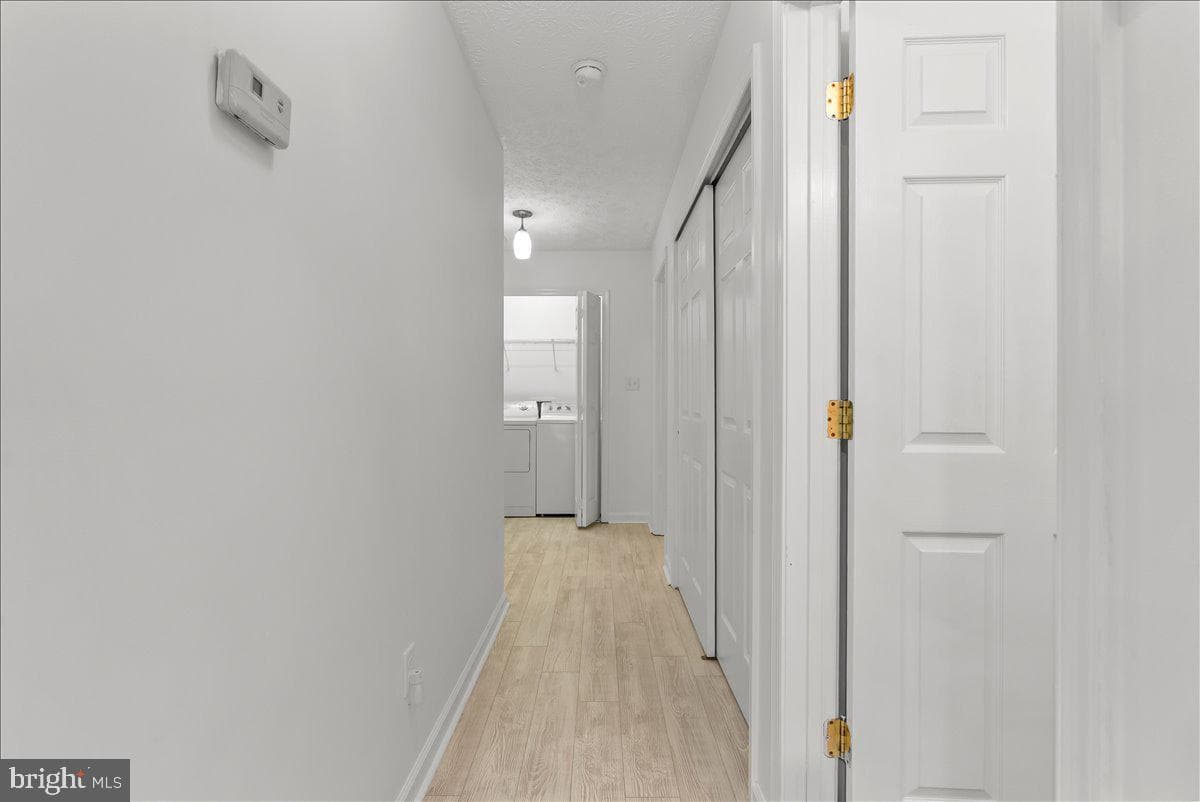 100 Woodlands Lane photo 19