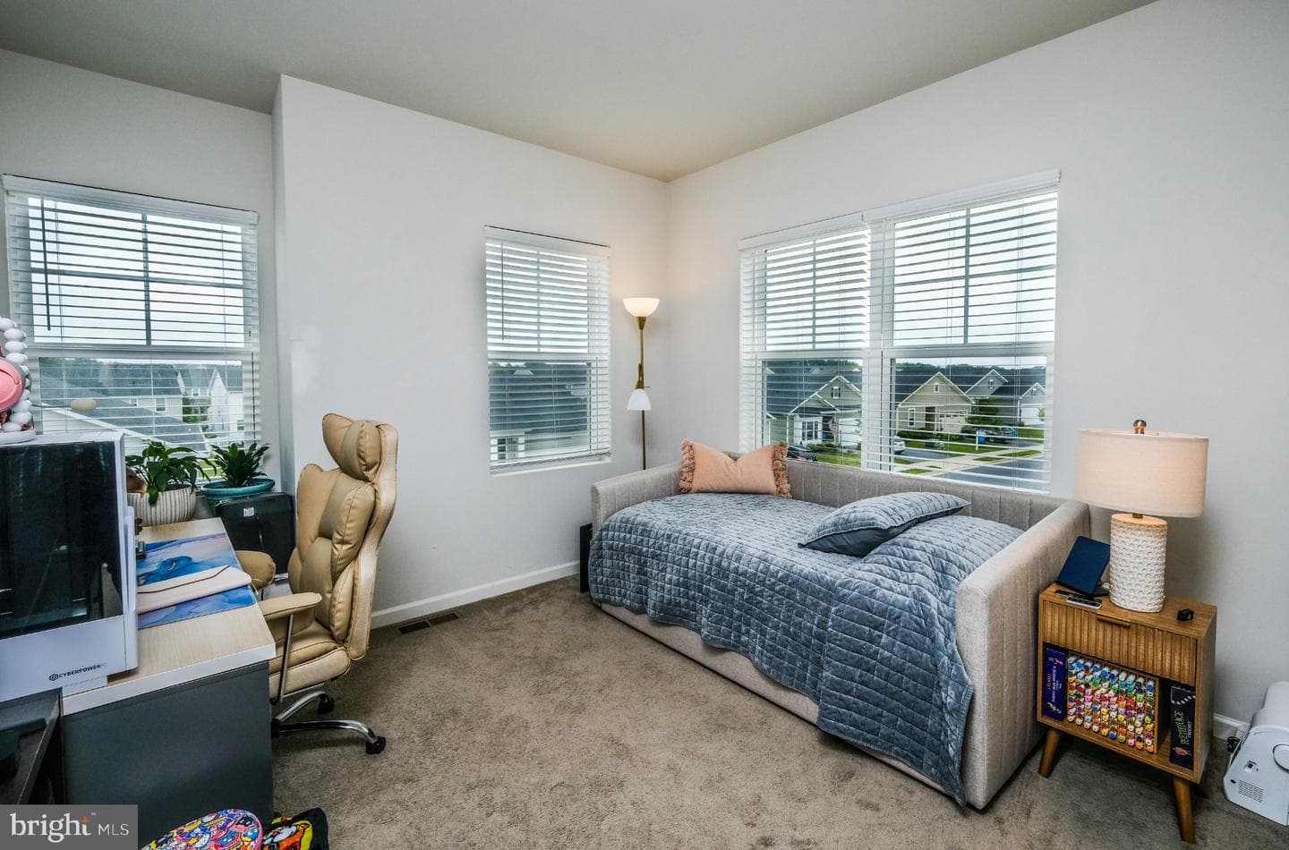 218 Parkland Drive photo 16