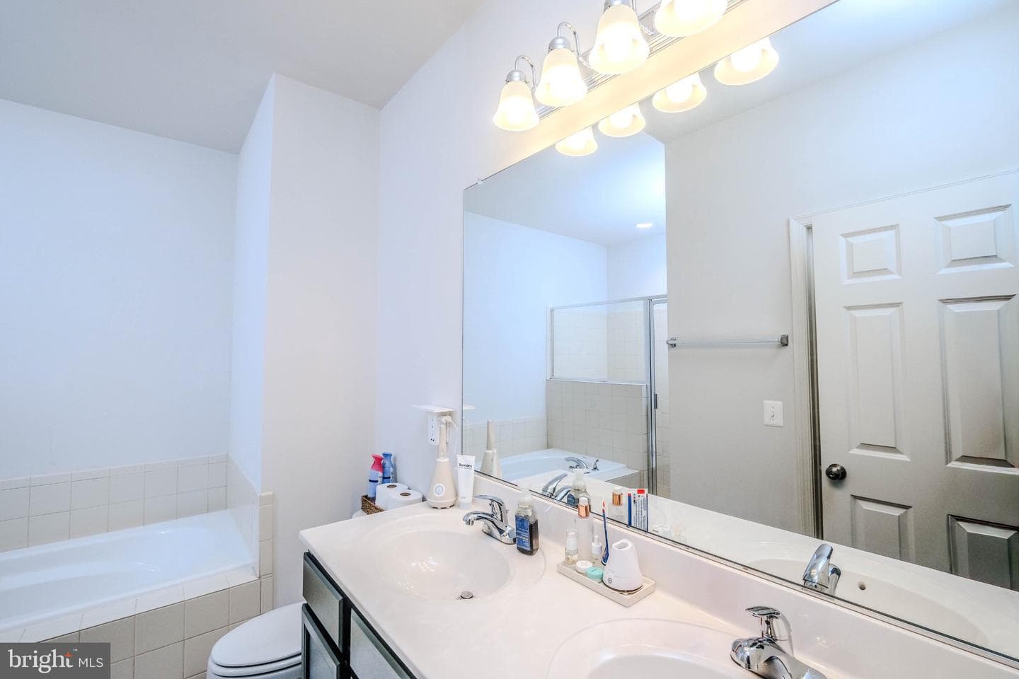 218 Parkland Drive photo 18