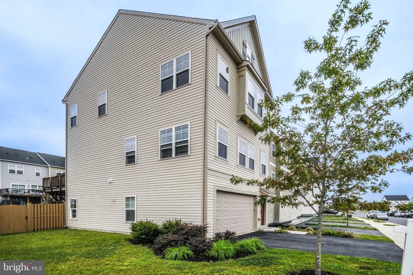 218 Parkland Drive photo 31