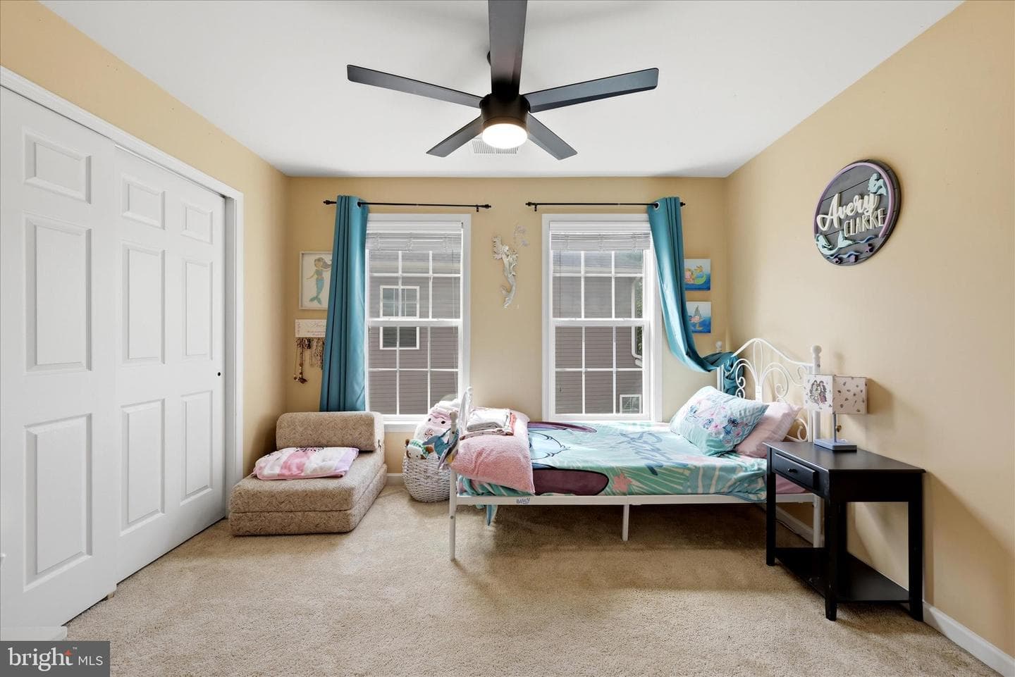 119 Thompson Court photo 34