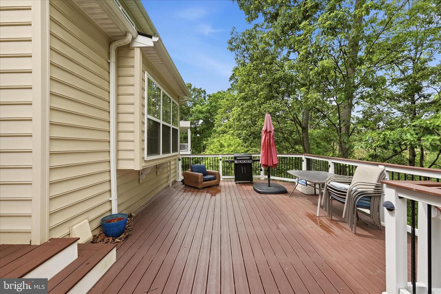 119 Thompson Court photo 47