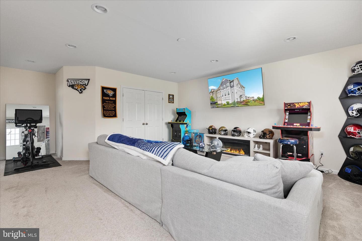 109 Halo Court photo 6