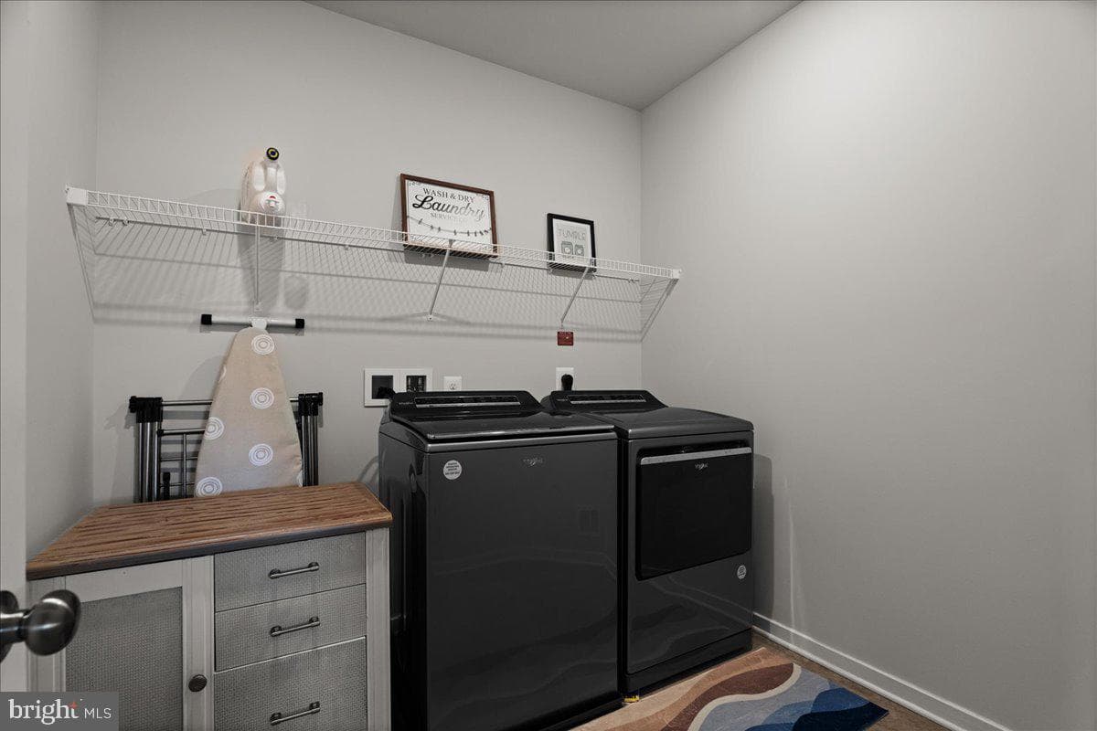 220 Lehigh photo 37