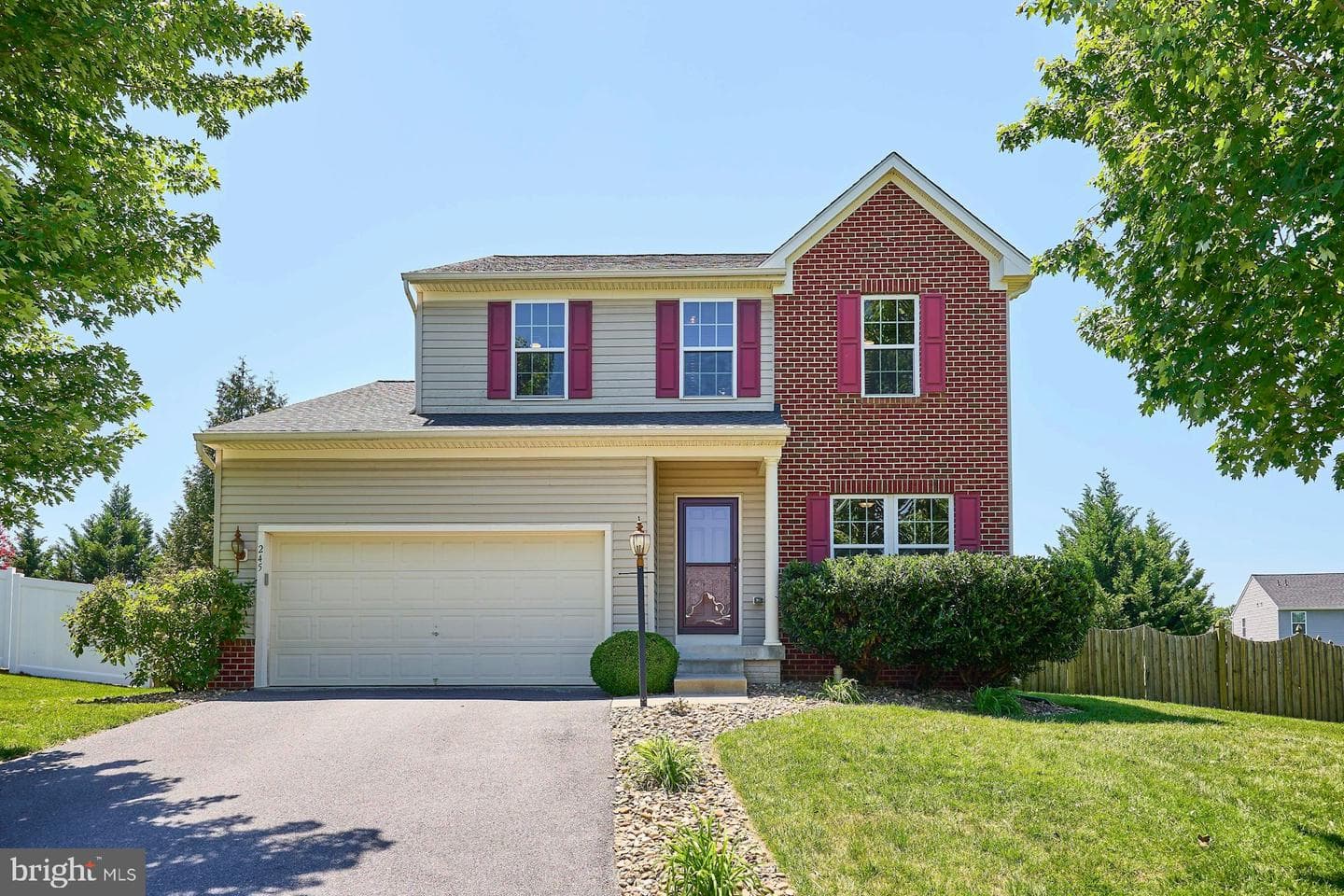 245 Mackenzie Lane