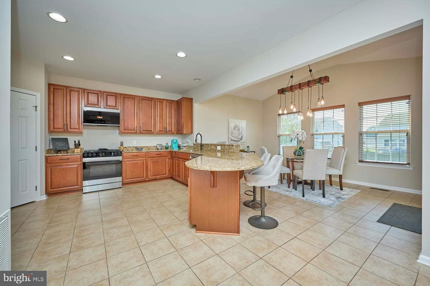 245 Mackenzie Lane photo 9