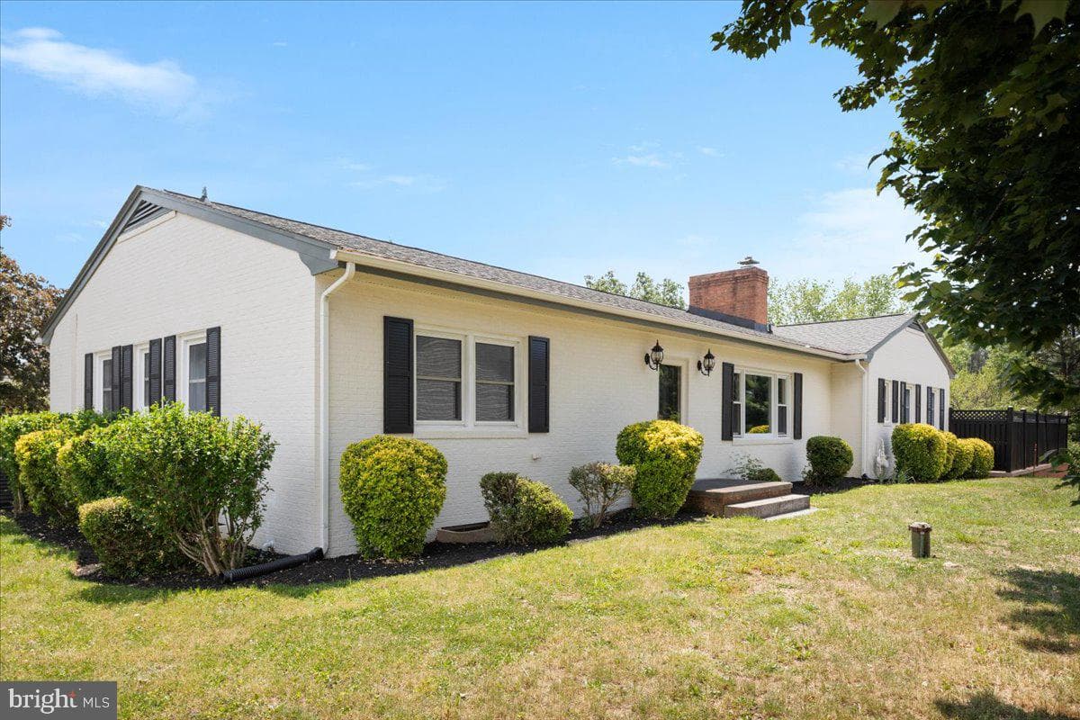 110 Grindstone Drive photo 5