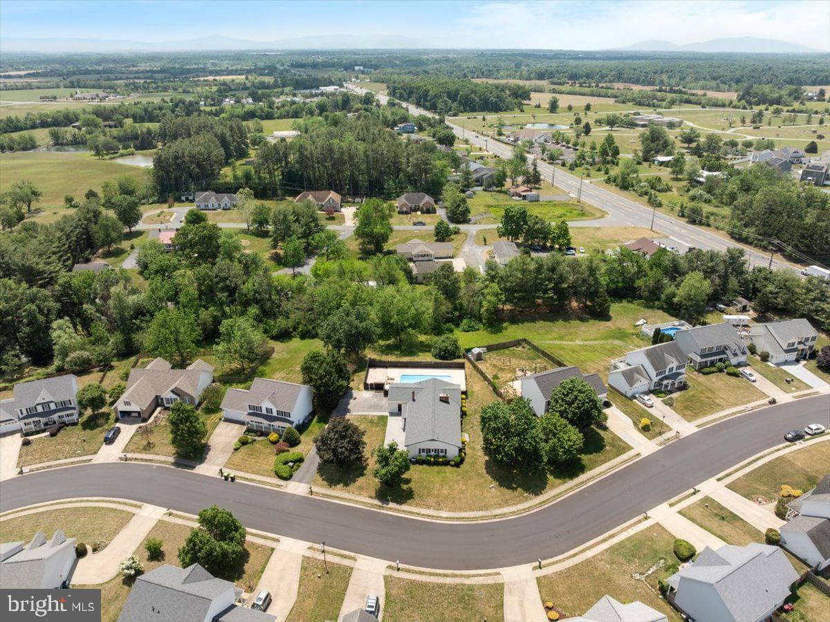 110 Grindstone Drive photo 65