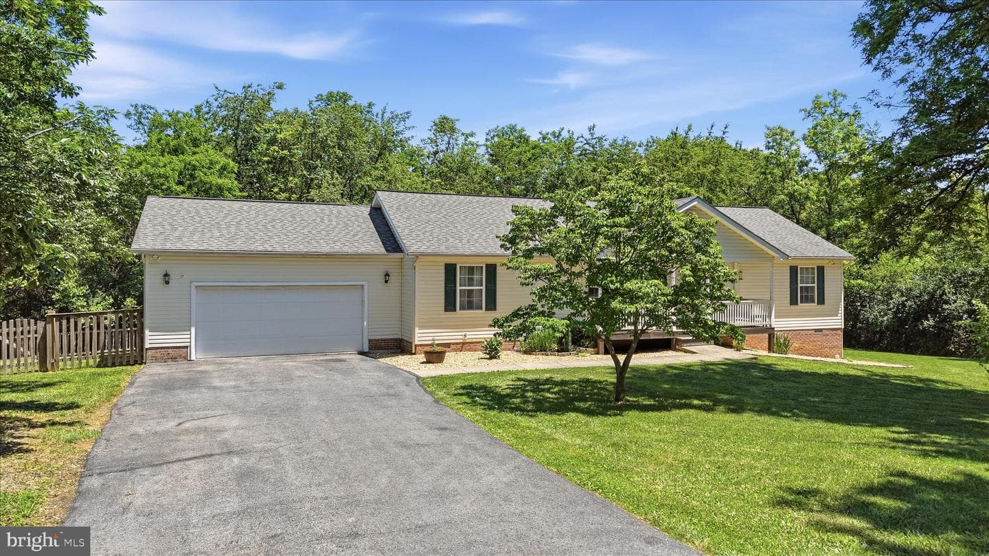 200 Stayman Drive photo 17