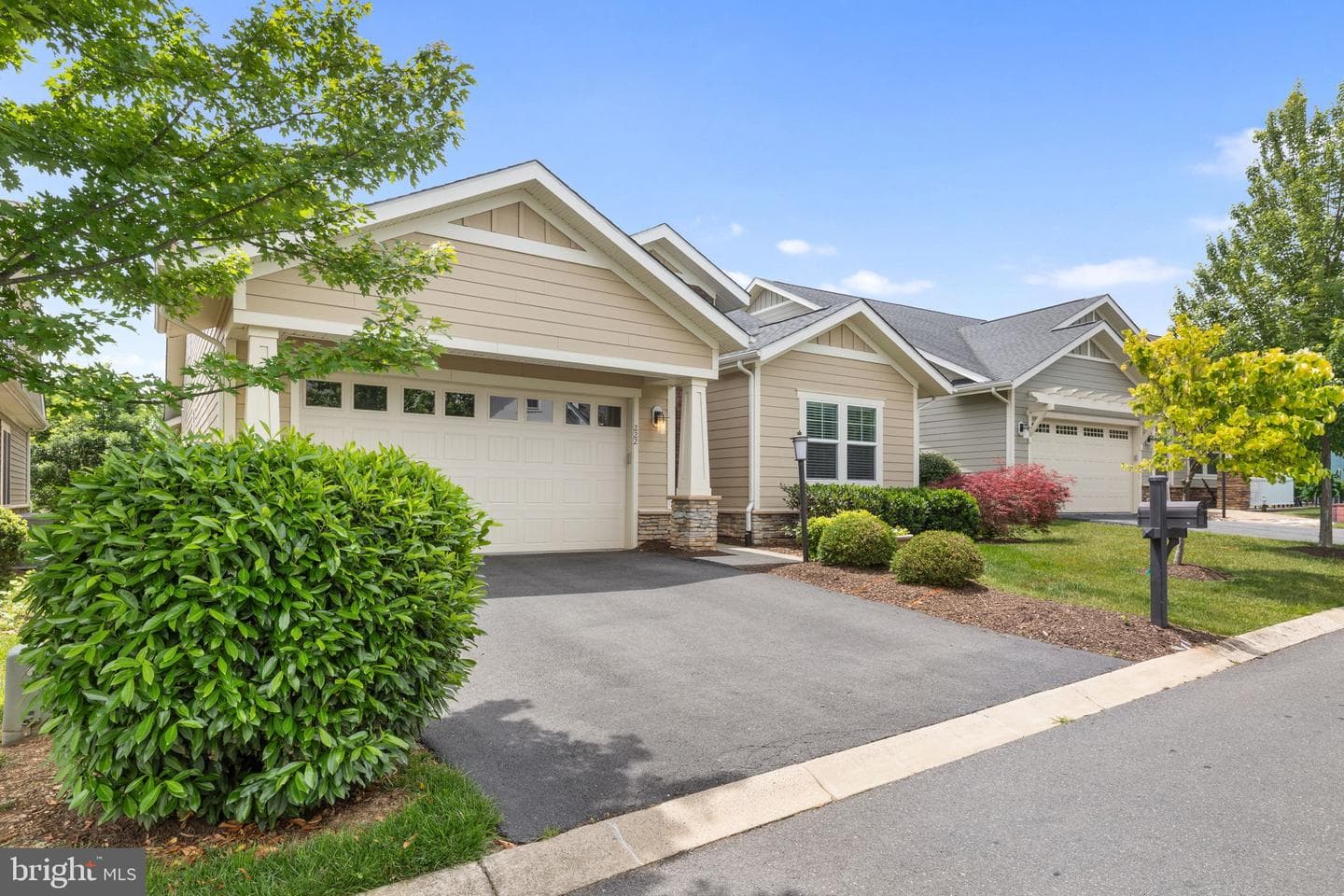 222 Grebe Drive photo 3