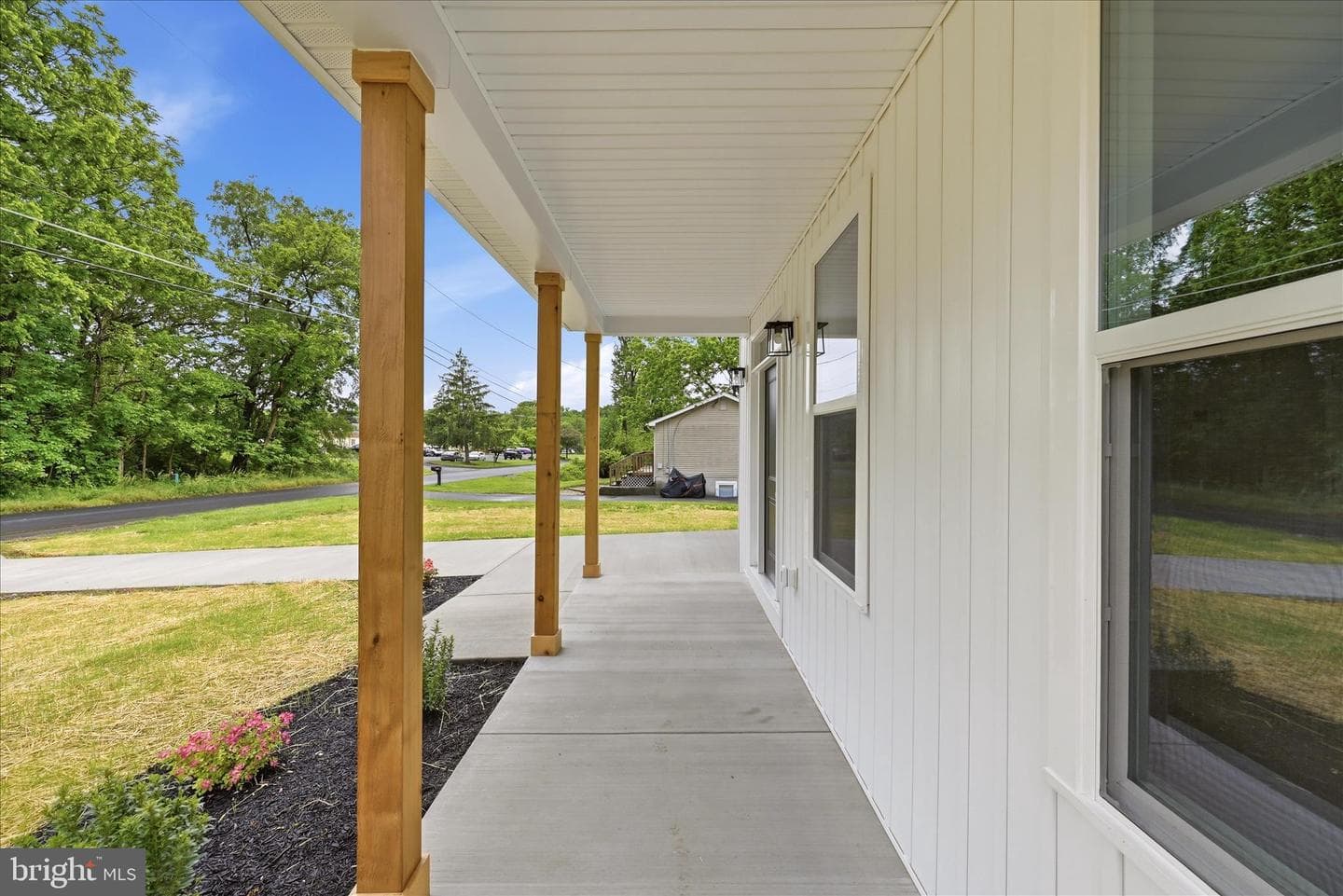 151 Lauck Drive photo 5