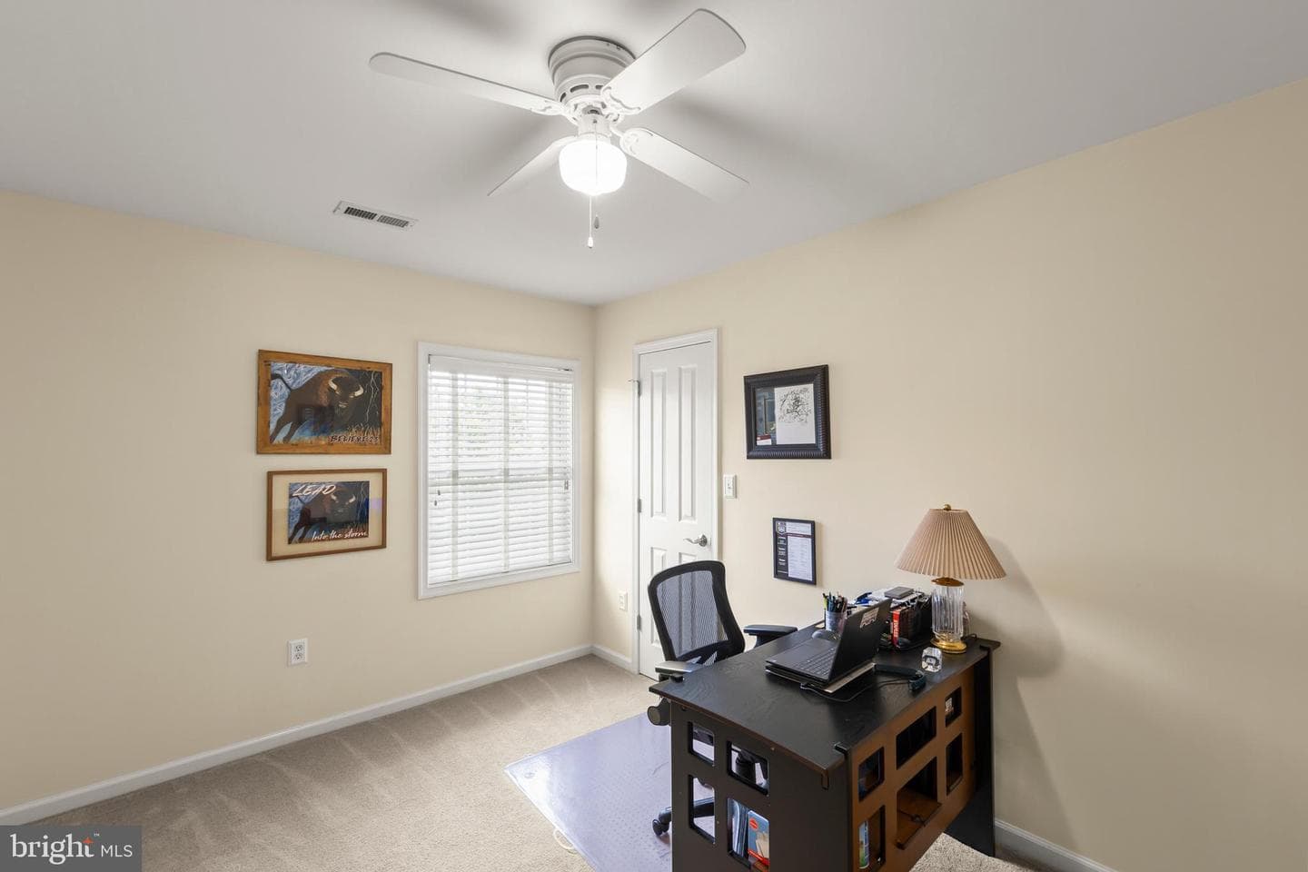 105 Travis Court photo 33