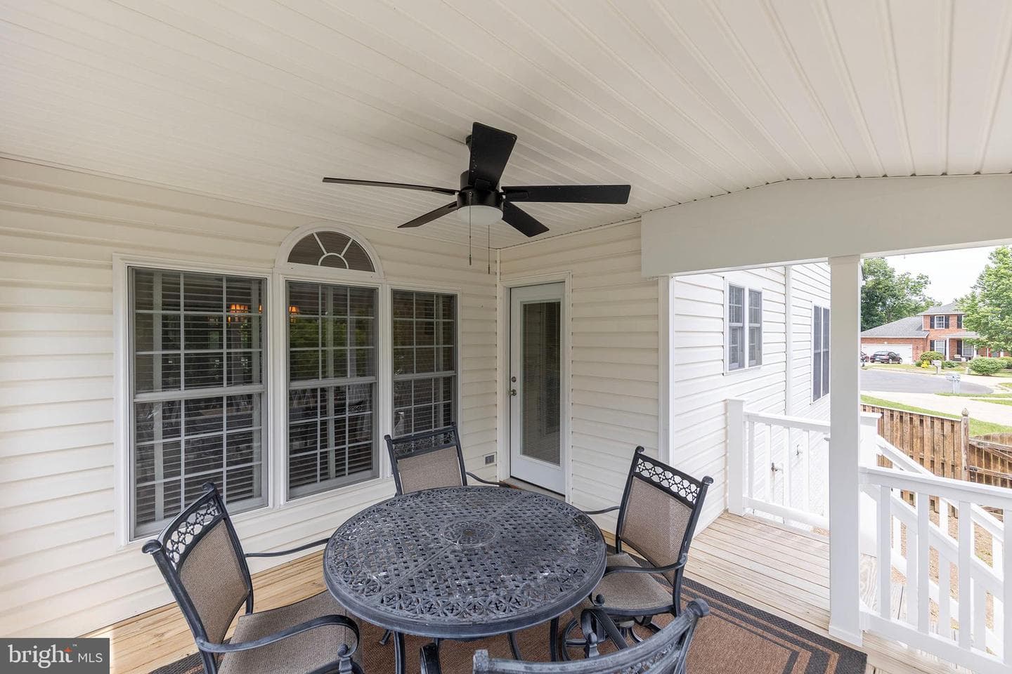 105 Travis Court photo 41