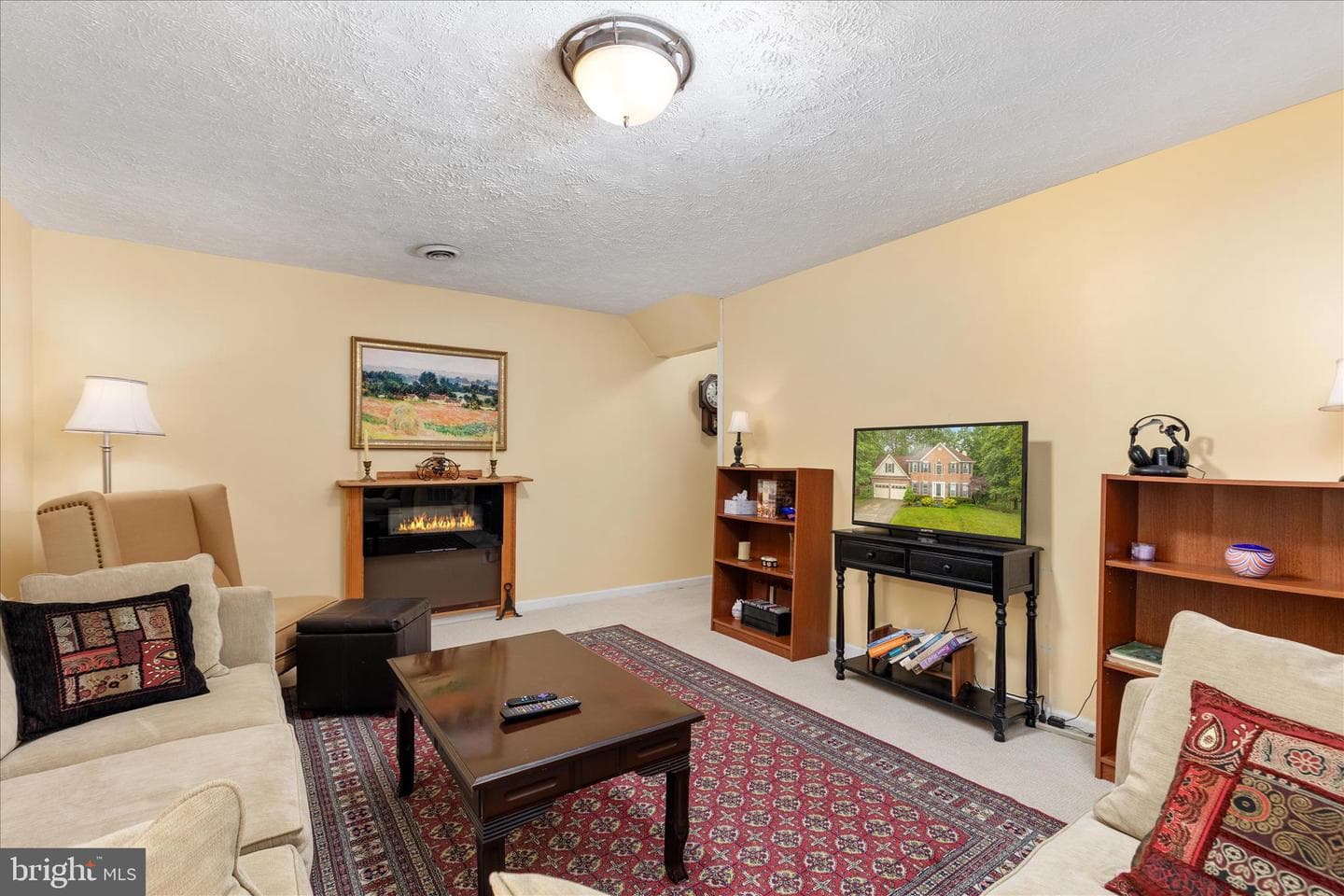 222 Cavalry Drive photo 28