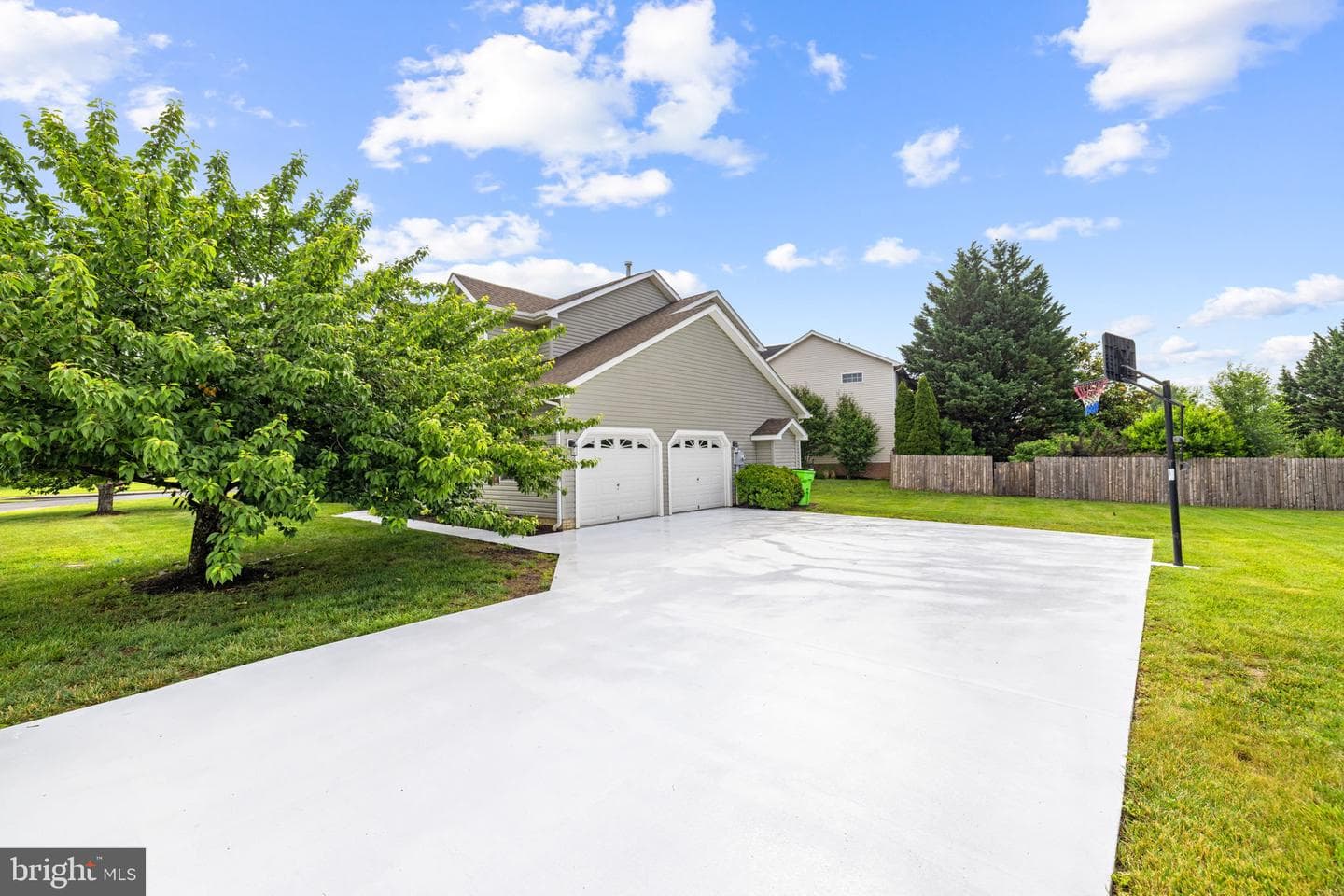 141 Caspian Drive photo 30