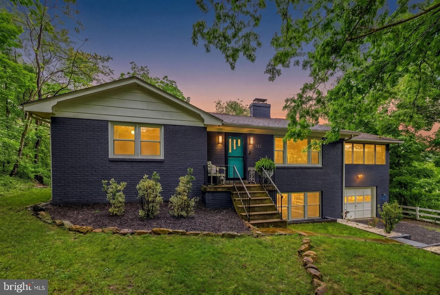 121 Cherokee Trail, Winchester
