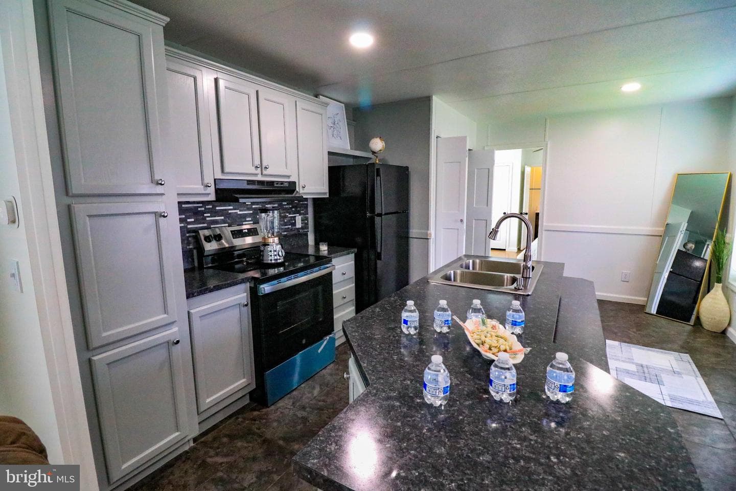 140 Fiddler Avenue photo 7