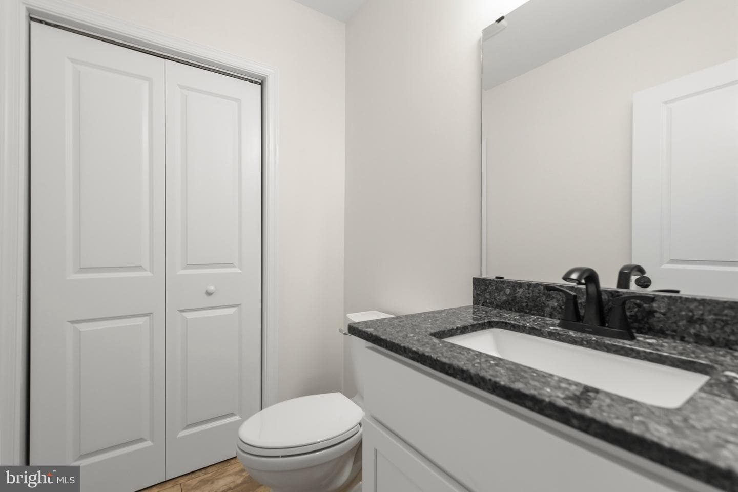 527 Grouse Drive photo 22