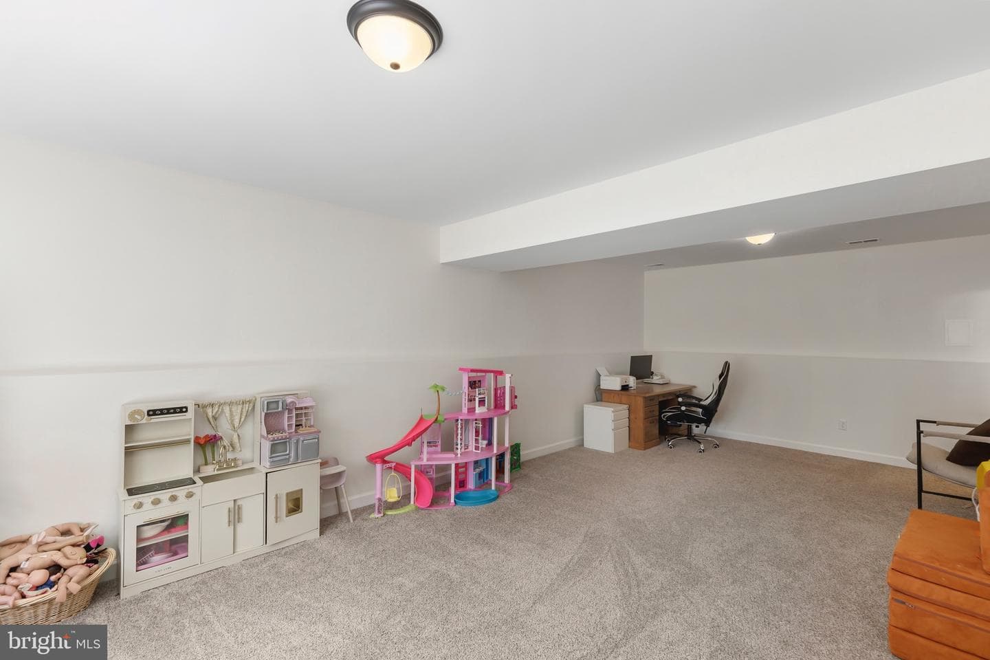 527 Grouse Drive photo 23