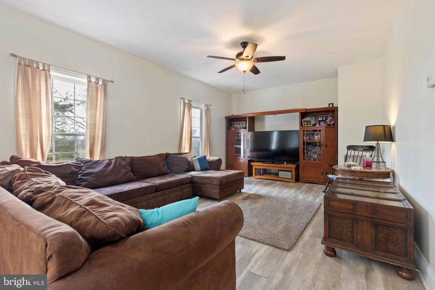 3336 Hunting Ridge Road photo 5