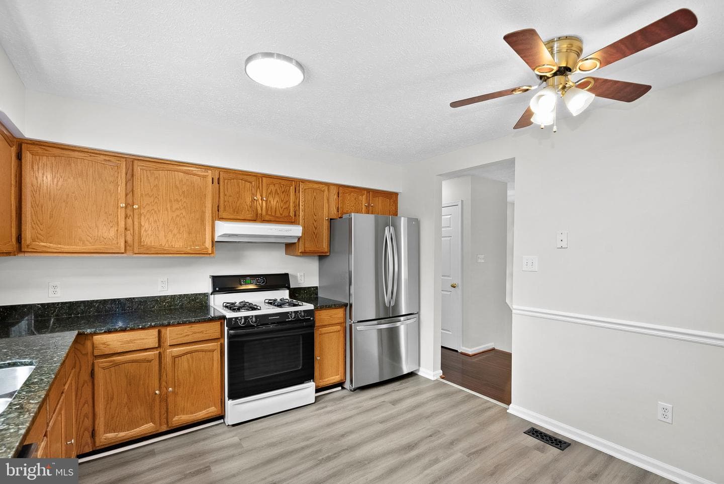 187 Village Court photo 17