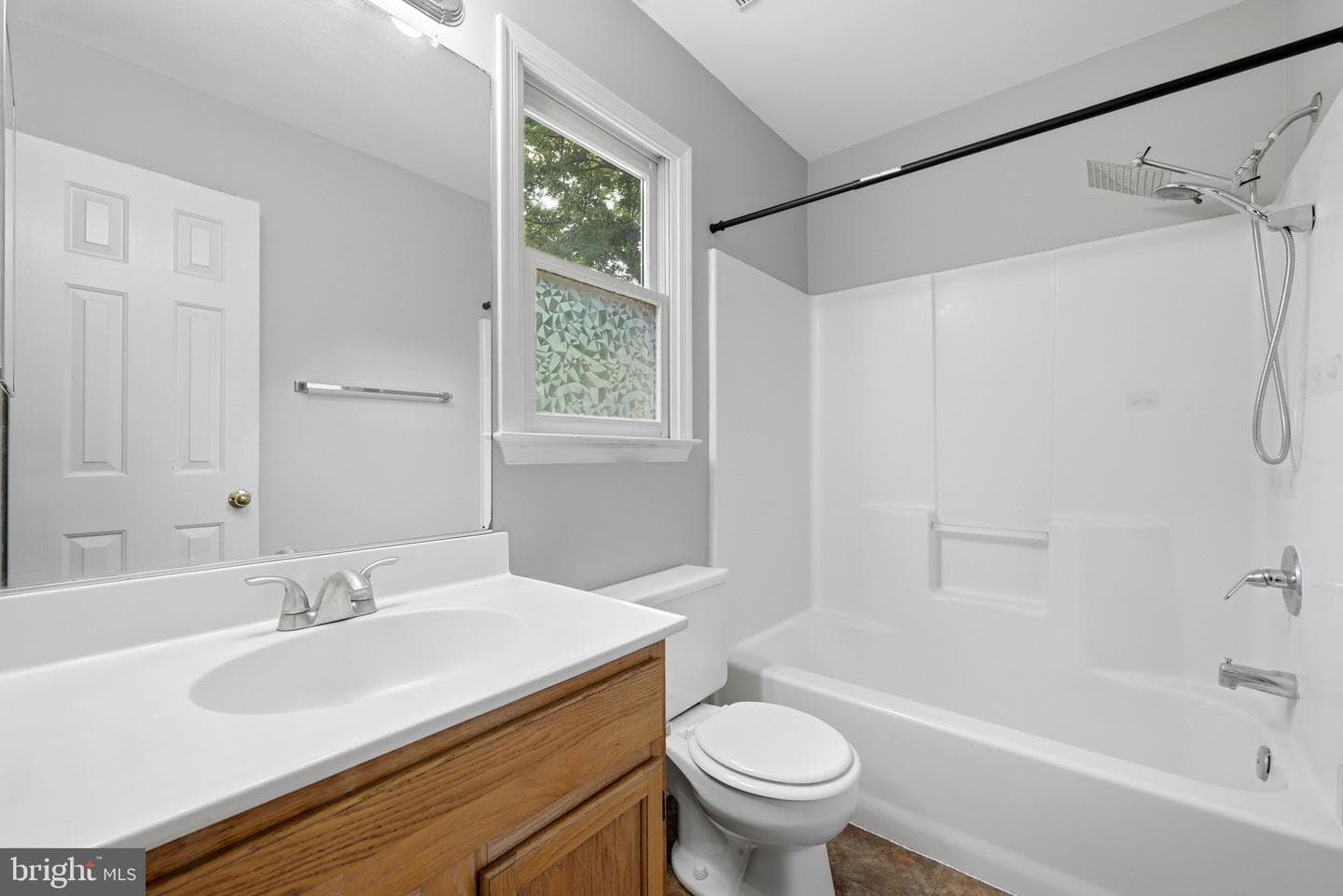 303 Pembridge Drive photo 24