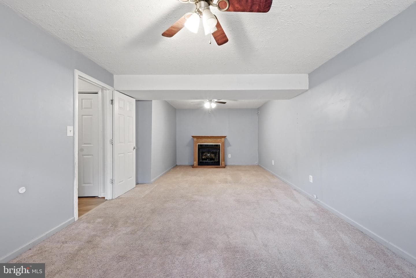 303 Pembridge Drive photo 26