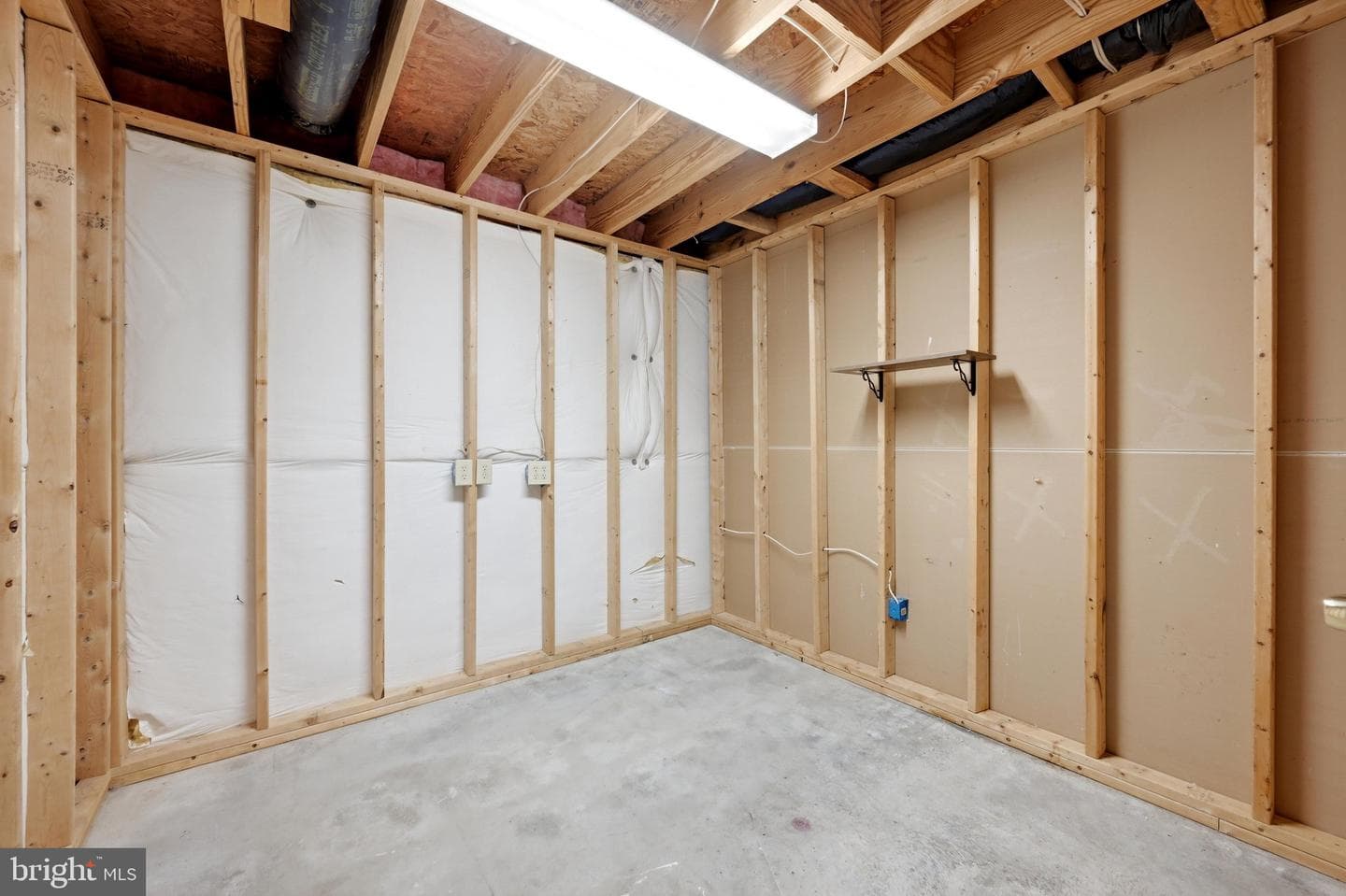 303 Pembridge Drive photo 37