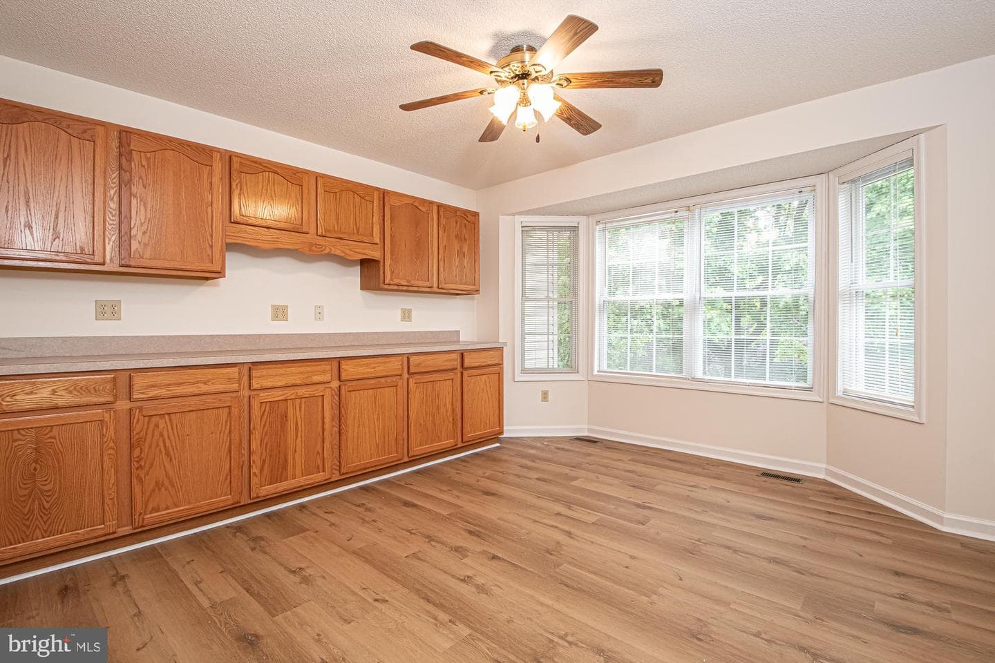 1001 N Timber Ridge Road photo 21