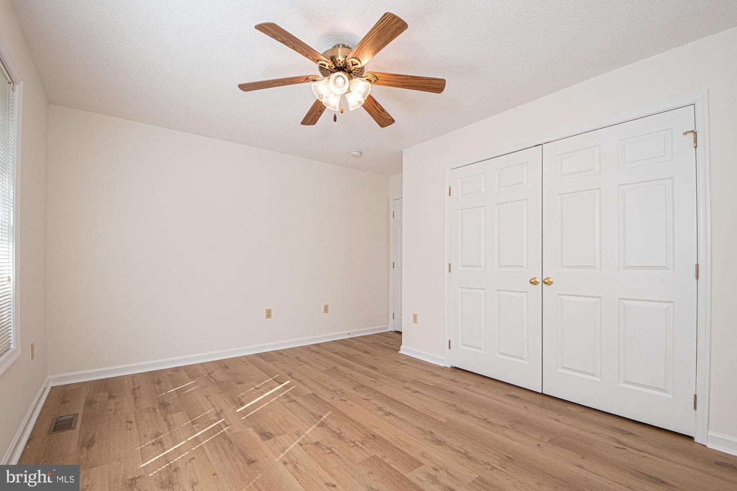 1001 N Timber Ridge Road photo 53
