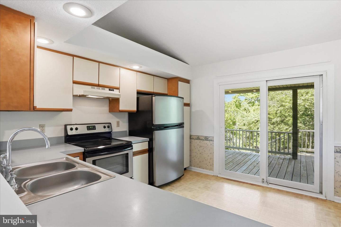 113 Bluebird Drive photo 12