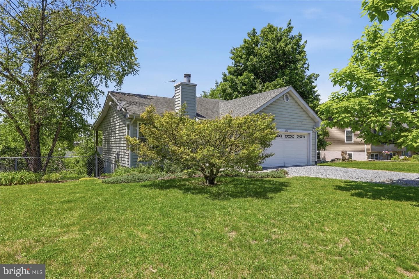 113 Bluebird Drive photo 34