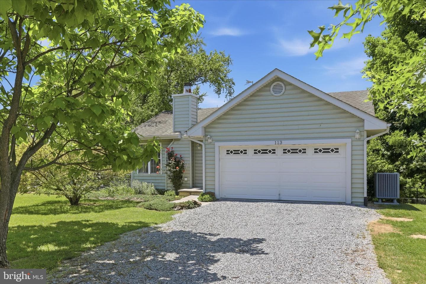 113 Bluebird Drive photo 35
