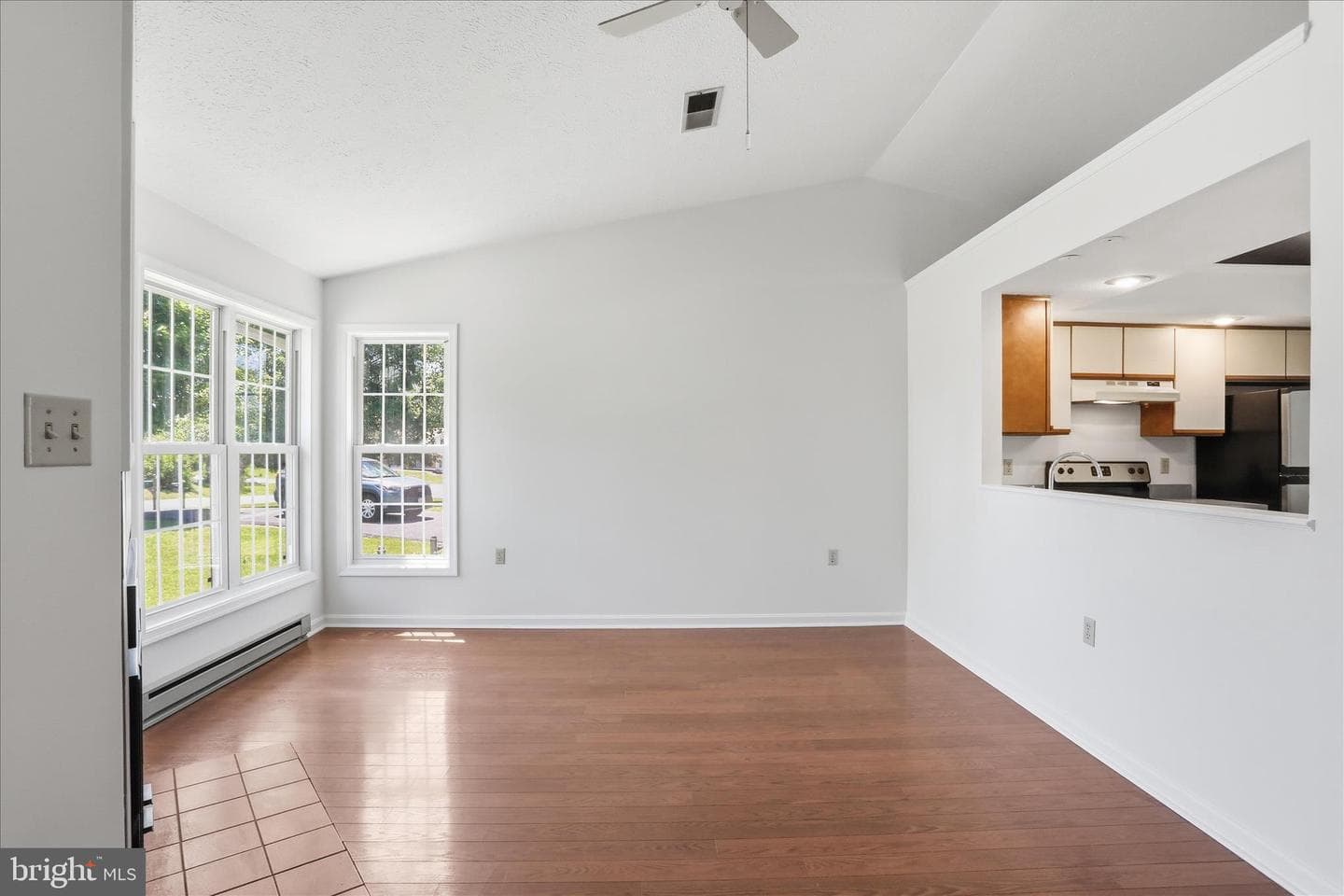 113 Bluebird Drive photo 4
