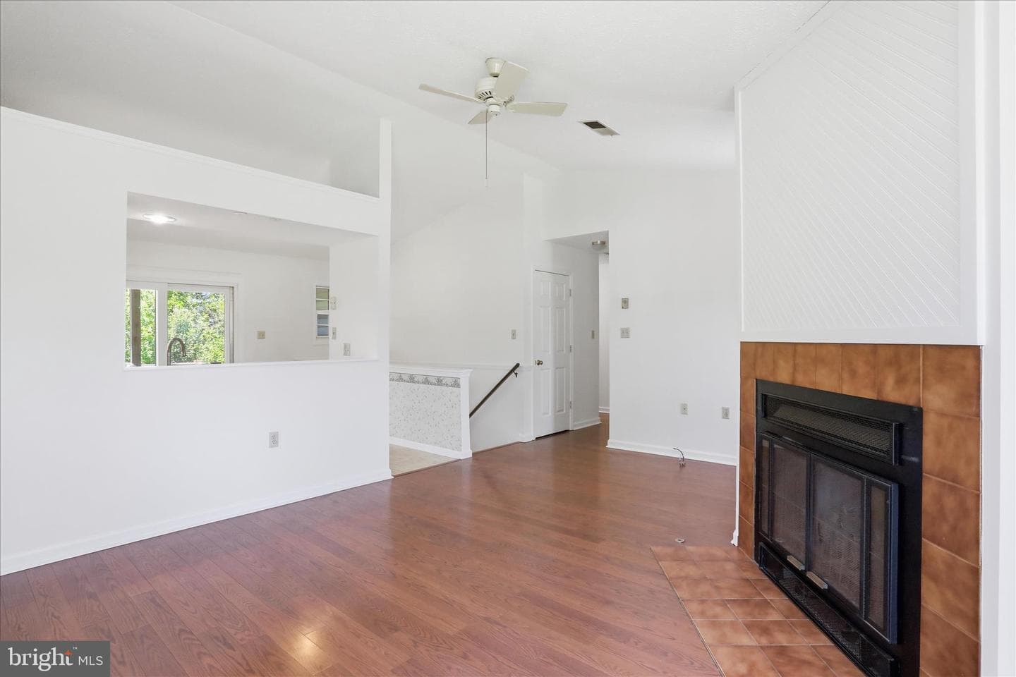 113 Bluebird Drive photo 7