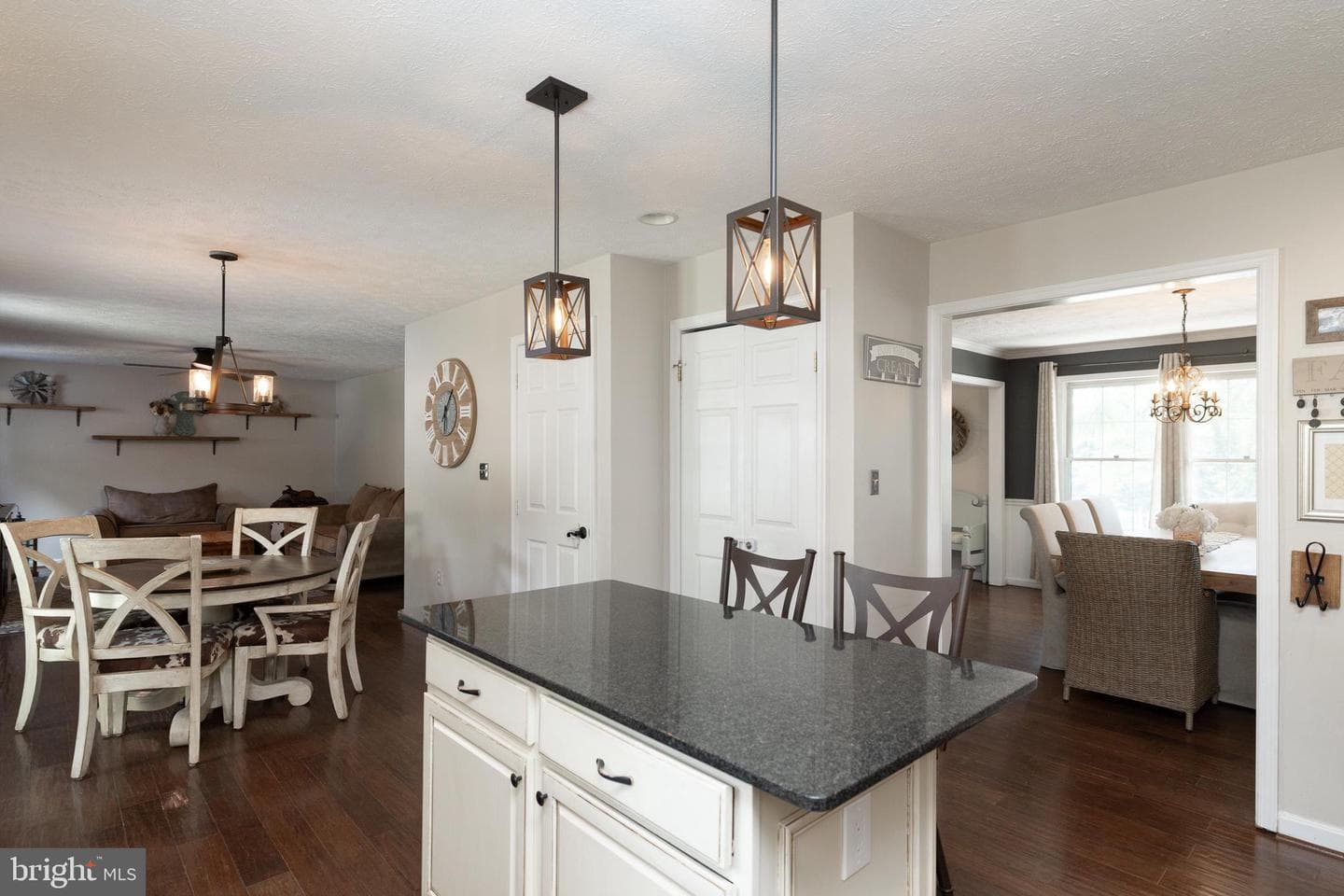 102 Settlers Circle photo 24