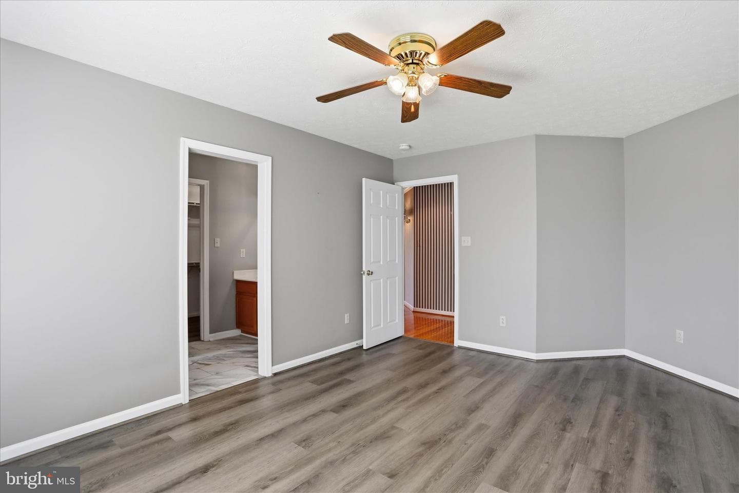 300 Tavistock Drive photo 20