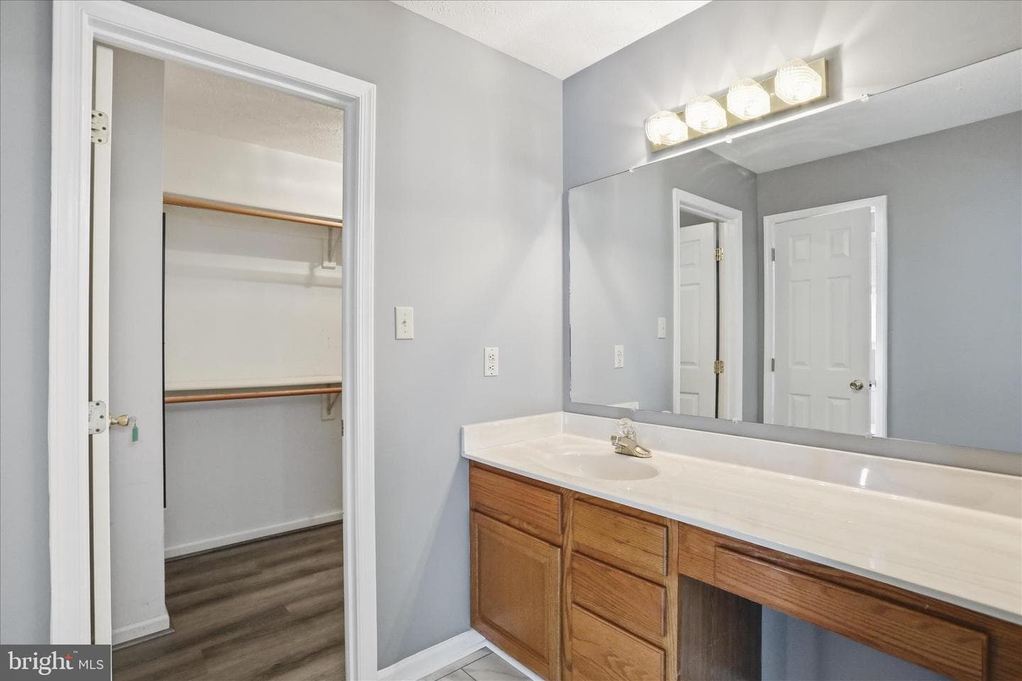 300 Tavistock Drive photo 21