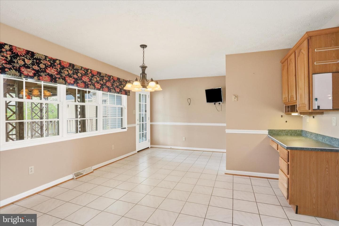 300 Tavistock Drive photo 43