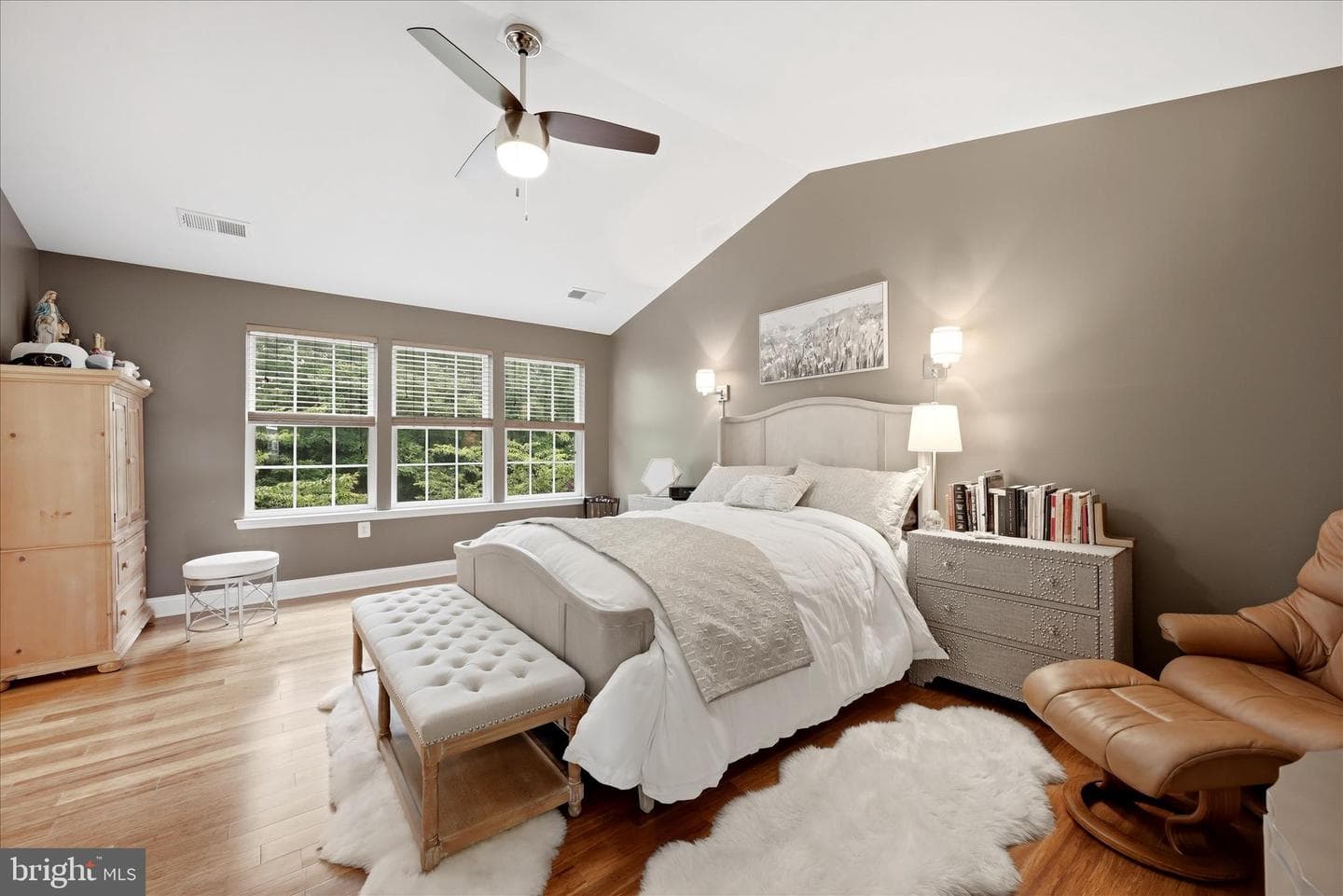 109 Cheshire Court photo 24
