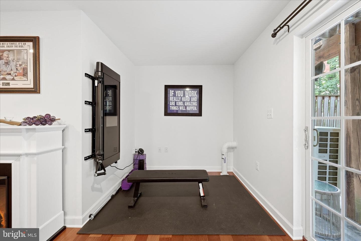 109 Cheshire Court photo 35