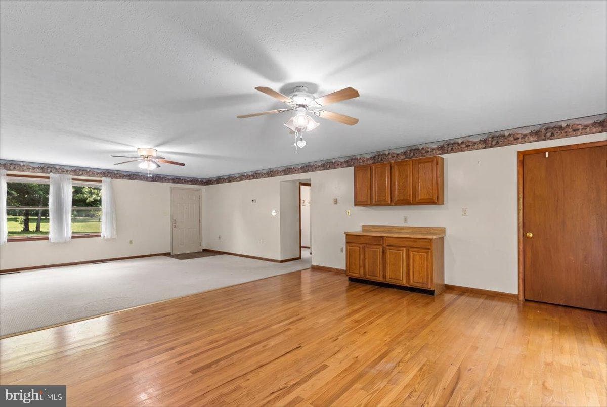 2294 Welltown Road photo 5