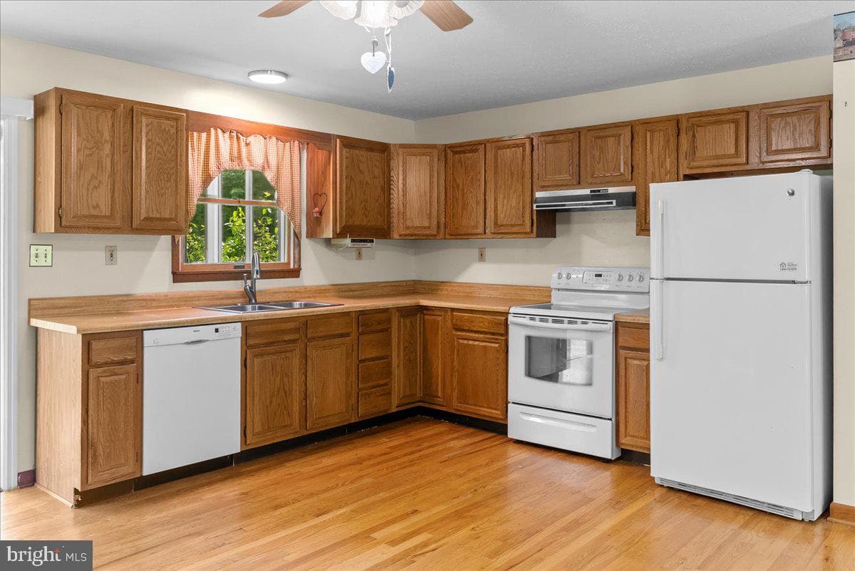 2294 Welltown Road photo 7