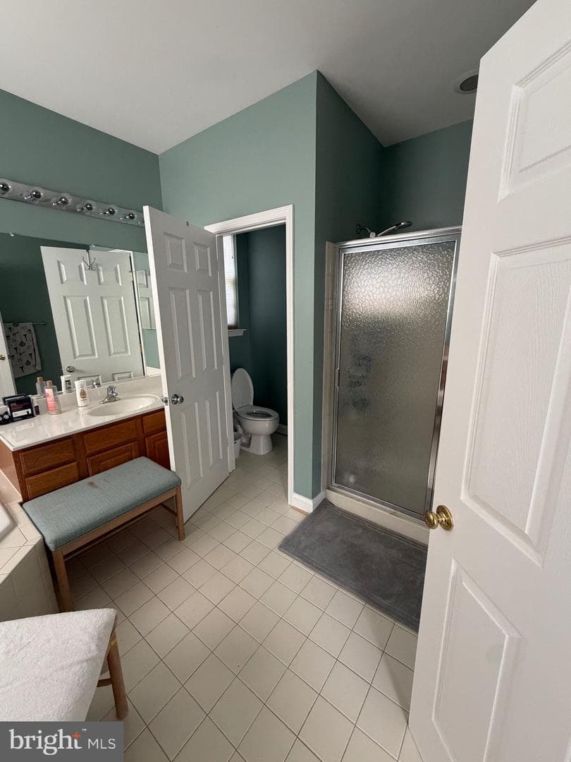 104 Hayvenhurst Court photo 8