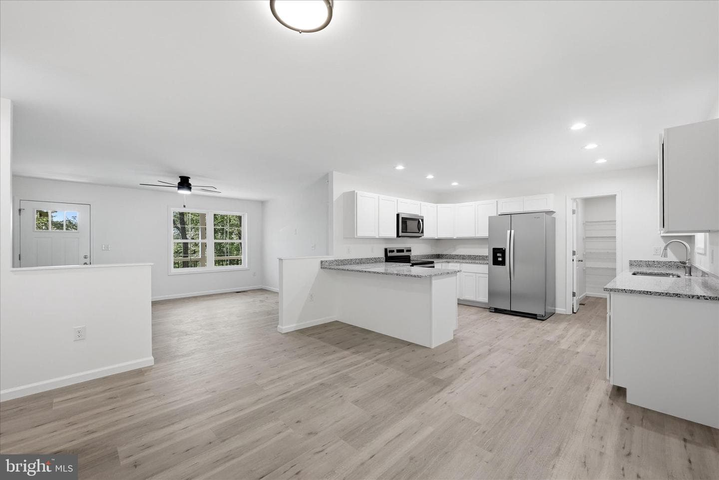 805 Pheasant Drive photo 15