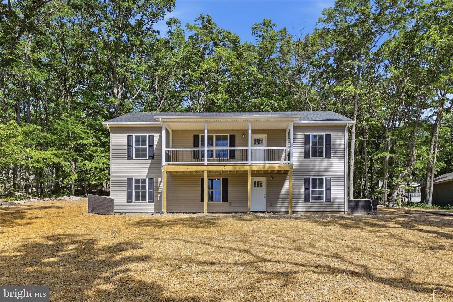 805 Pheasant Drive photo 3