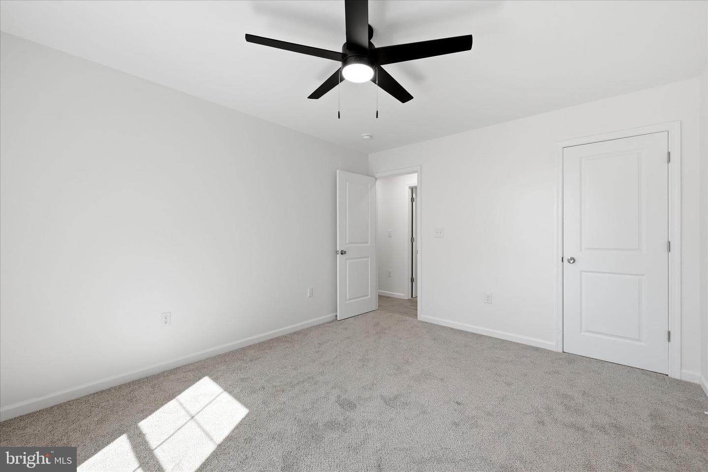 805 Pheasant Drive photo 31