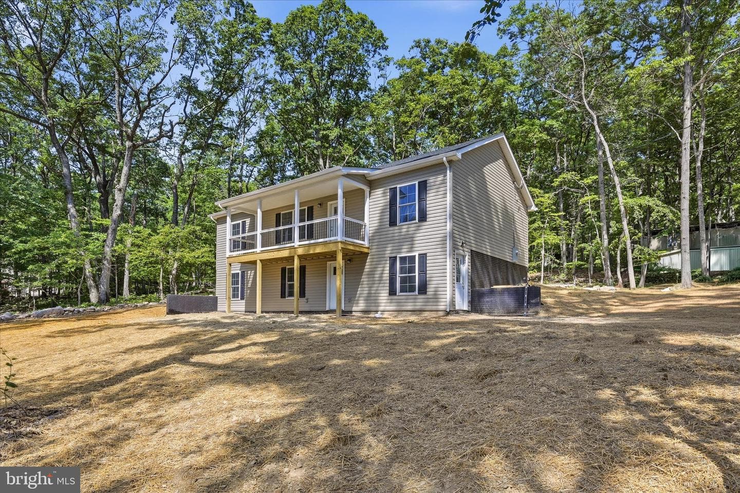 805 Pheasant Drive photo 4