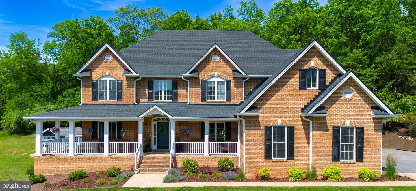 161 Skylar Lanes Way, Winchester